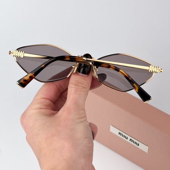 Miu Miu MU56ZS 5AK20I REGARD BRAND NEW Sunglasses Gold Purple Geometric Unisex main image 9